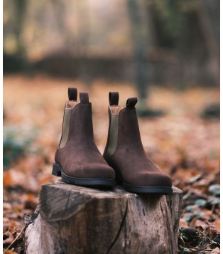 Boots Vincenne cuir Nubuck extérieure et  intérieur cuir , fabrication  traditionnel ,  semelle caoutchouc